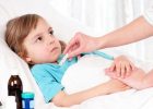 Миниатюра к статье Повышение температуры при аденоидах: причины и что делать